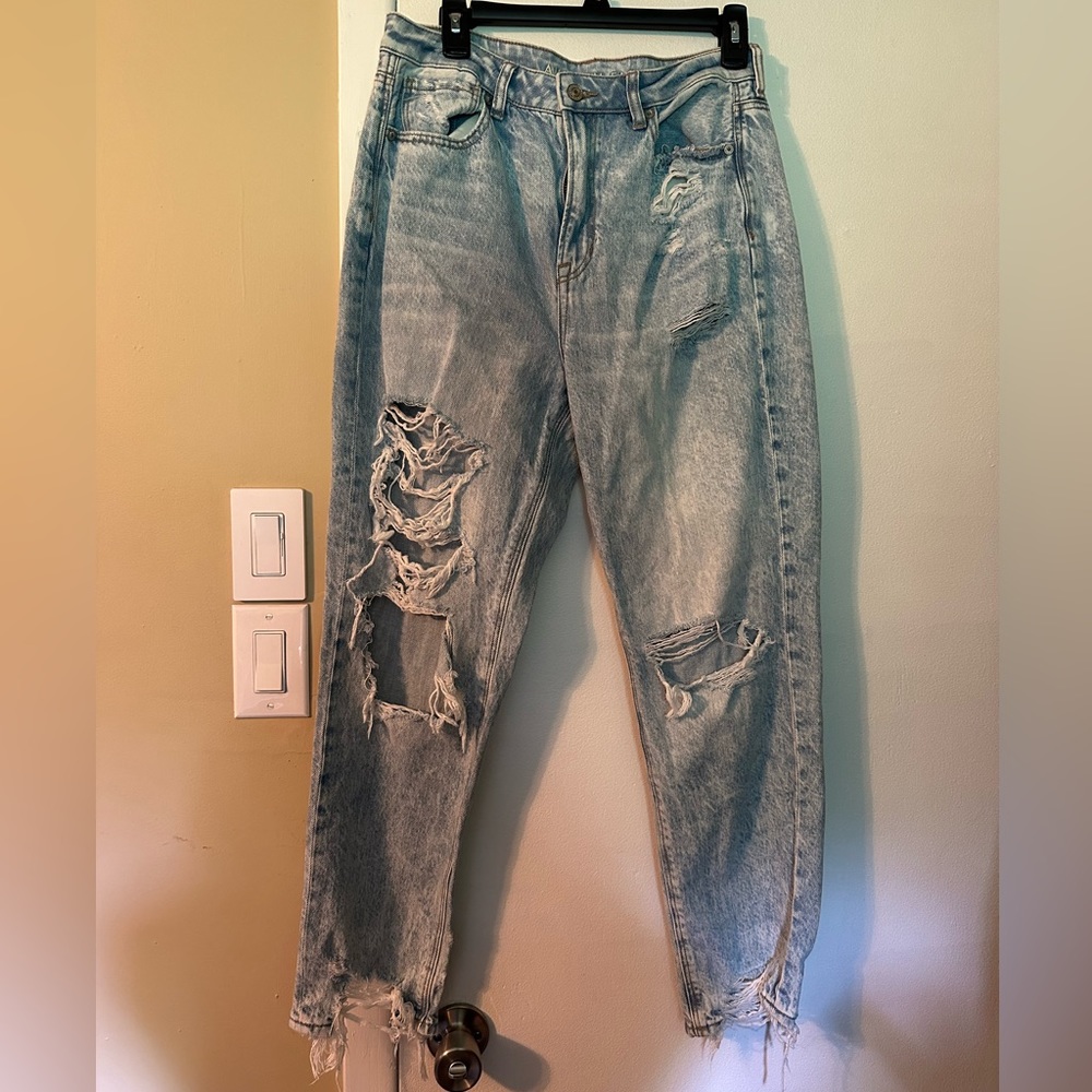 American Eagle, never worn, size 10 jeans